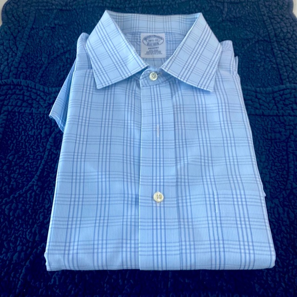 Brooks Brothers dress shirt. - Picture 1 of 1